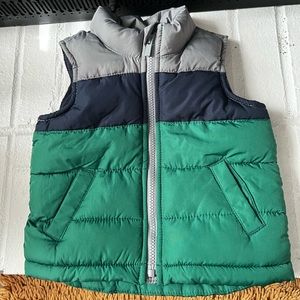 Toddler Old Navy Puffer Vest w/fleece lining